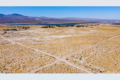 33501 Condor Road, Newberry Springs, CA 92365 - Photo 7