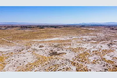 33501 Condor Road, Newberry Springs, CA 92365 - Photo 17