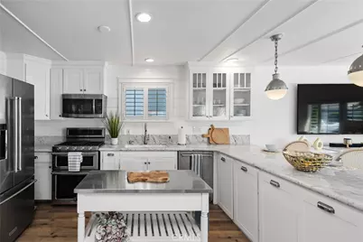 264 Mayflower Drive, Newport Beach, CA 92660 - Photo 19