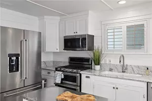 264 Mayflower Dr, Newport Beach, CA 92660 - Photo 23