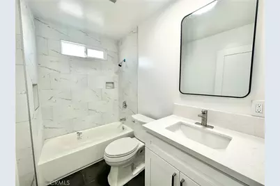 5718 S Manhattan Place, Los Angeles, CA 90062 - Photo 5