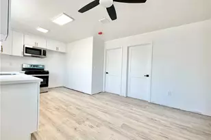 5718 S Manhattan Pl, Los Angeles, CA 90062 - Photo 23