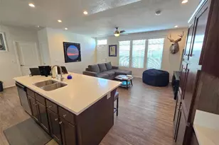 21851 Newland Street, Huntington Beach, CA 62646 - Photo 11