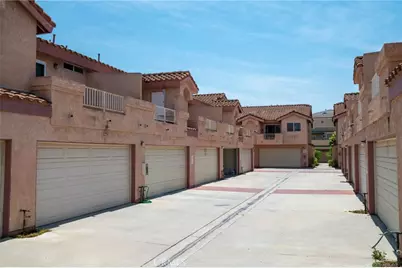 11932 207th Street, Lakewood, CA 90715 - Photo 9