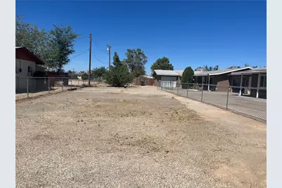 13252 NW Navajo Road, Apple Valley, CA 92308 - Photo 5