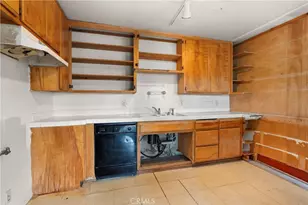 1140 Pacific Ave, Long Beach, CA 90813 - Photo 13