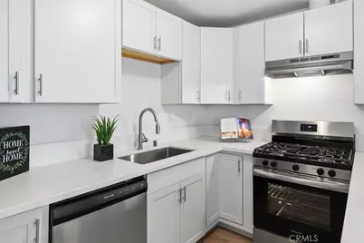 425 Bancroft Street, San Diego, CA 92102 - Photo 3