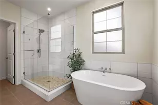 152 Newburry, Irvine, CA 92618 - Photo 33