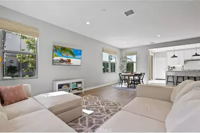 152 Newburry, Irvine, CA 92618 - Photo 13