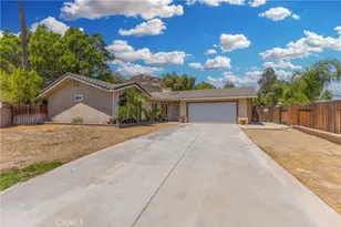 12011 Quantico Dr, Riverside, CA 92505 - Photo 3