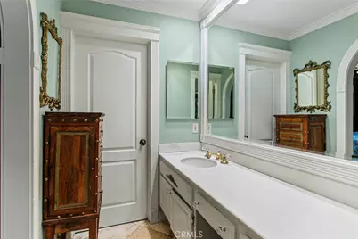 21641 Jornada, Mission Viejo, CA 92692 - Photo 19