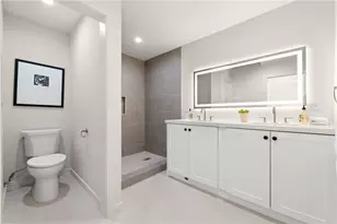 13023 Warren Ave, Los Angeles, CA 90066 - Photo 23