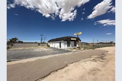 59006 29 Palms, Yucca Valley, CA 92284 - Photo 3