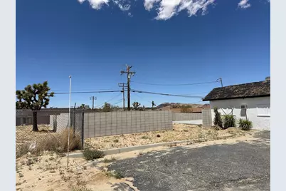59006 29 Palms, Yucca Valley, CA 92284 - Photo 5