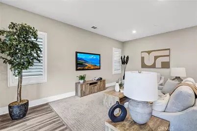 74 Iluna, Irvine, CA 92618 - Photo 5