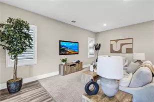 74 Iluna, Irvine, CA 92618 - Photo 5