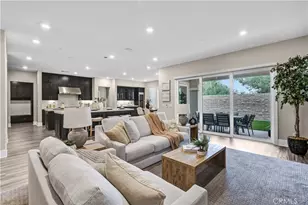 74 Iluna, Irvine, CA 92618 - Photo 5