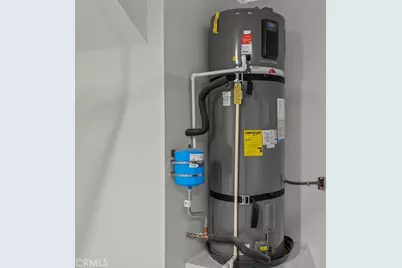 1095 N Harbor Boulevard, Anaheim, CA 92801 - Photo 21