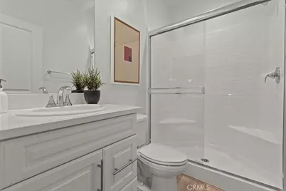 1095 N Harbor Boulevard, Anaheim, CA 92801 - Photo 11