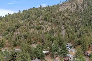 2080 Mojave Scenic Dr, Wrightwood, CA 92397 - Photo 21