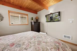 653 Temple Ln, Big Bear Lake, CA 92315 - Photo 17