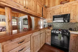 653 Temple Ln, Big Bear Lake, CA 92315 - Photo 13