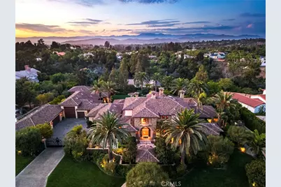 427 La Marina Drive, Camarillo, CA 93010 - Photo 1