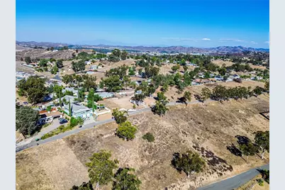 16376 Bailey Street, Lake Elsinore, CA 92530 - Photo 7