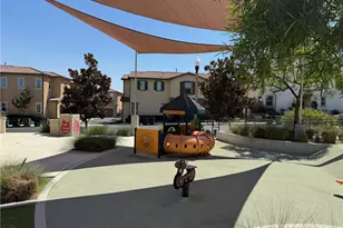 2955 Villa Catalonia Circle, Corona, CA 92881 - Photo 31