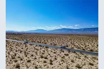 37898 Old Woman Springs Road, Lucerne Valley, CA 92356 - Photo 31