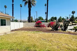 2111 Whitestone Dr, Riverside, CA 92506 - Photo 5