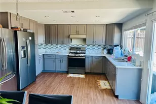 2111 Whitestone Dr, Riverside, CA 92506 - Photo 9