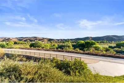 22494 Brightwood Place, Saugus, CA 91350 - Photo 57