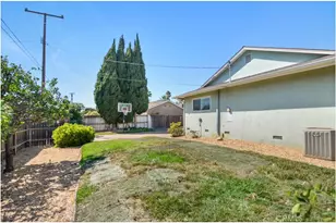 1420 E Commonwealth Ave, Fullerton, CA 92831 - Photo 27