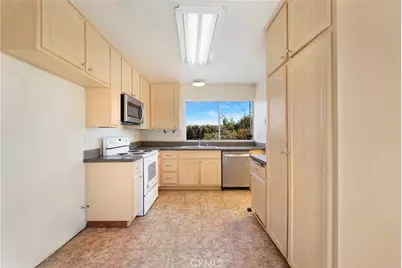 8364 Cacus Street, Spring Valley, CA 91977 - Photo 9