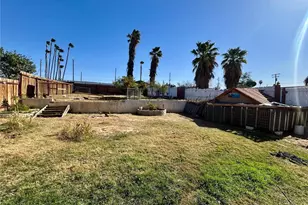 250 Stephens Ave, Riverside, CA 92501 - Photo 15