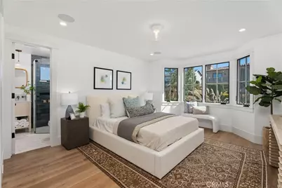 337 Holmwood Drive, Newport Beach, CA 92663 - Photo 13