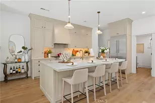 337 Holmwood Dr, Newport Beach, CA 92663 - Photo 7