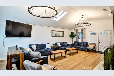 138 Green Oaks Drive, Riverside, CA 92507 - Photo 3