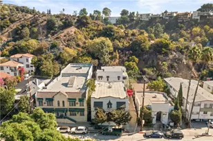 2568 N Beachwood Dr, Los Angeles, CA 90068 - Photo 11