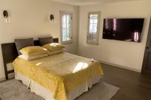 2568 N Beachwood Dr, Los Angeles, CA 90068 - Photo 27