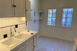 2568 N Beachwood Dr, Los Angeles, CA 90068 - Photo 41