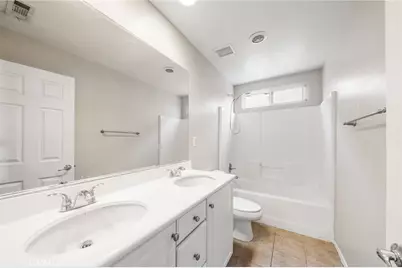 20047 Holly Drive, Santa Clarita, CA 91350 - Photo 25