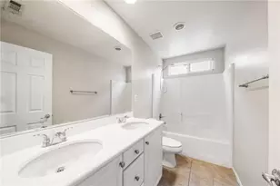 20047 Holly Dr, Santa Clarita, CA 91350 - Photo 25