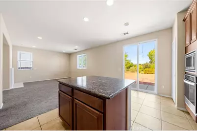 20047 Holly Drive, Santa Clarita, CA 91350 - Photo 21