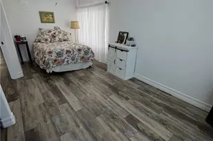 21851 Newland Street, Huntington Beach, CA 92646 - Photo 31