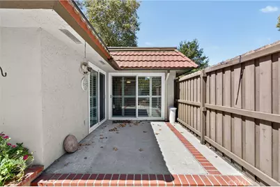 1424 N Stoneyhaven Lane, Anaheim, CA 92801 - Photo 15