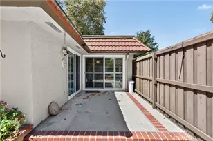 1424 N Stoneyhaven Ln, Anaheim, CA 92801 - Photo 15