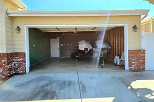 20701 Beach Blvd, Huntington Beach, CA 92646 - Photo 5