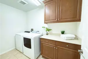 81 Keepsake, Irvine, CA 92618 - Photo 37